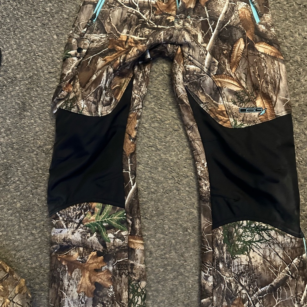 Woman’s DSG hunting camo pants